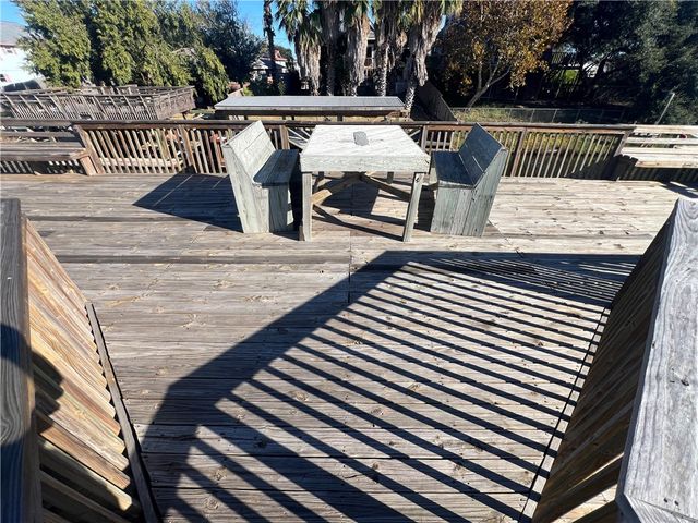 3201 Catcay Dr, Corpus Christi, TX 78418