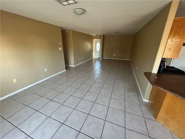 3201 Catcay Dr, Corpus Christi, TX 78418