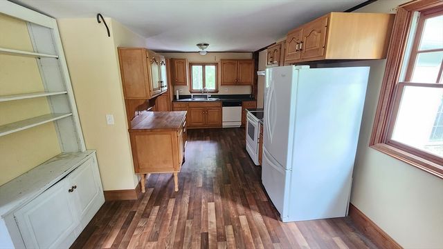 64 Meadow Rd., Townsend, MA 01469