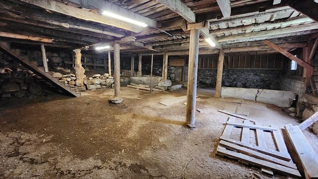 64 Meadow Rd., Townsend, MA 01469