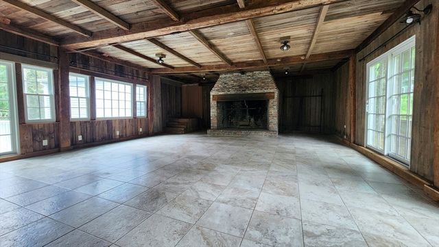 64 Meadow Rd., Townsend, MA 01469