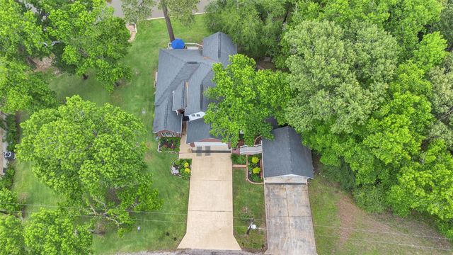300 Coral Gables, Trinity, TX 75862