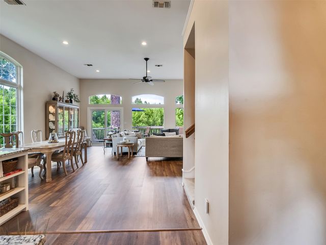 300 Coral Gables, Trinity, TX 75862