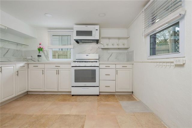 1058 Birch Street SW, Atlanta, GA 30310