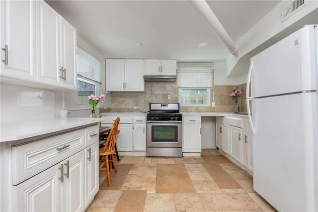 1058 Birch Street SW, Atlanta, GA 30310