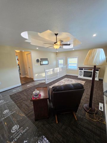 911 LINN Street, Atlantic, IA 50022