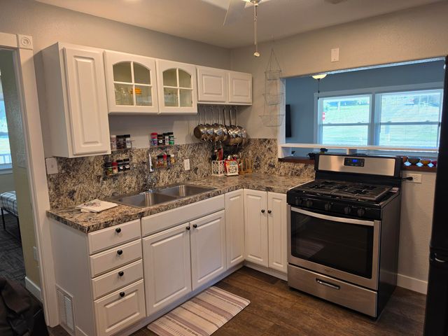 911 LINN Street, Atlantic, IA 50022