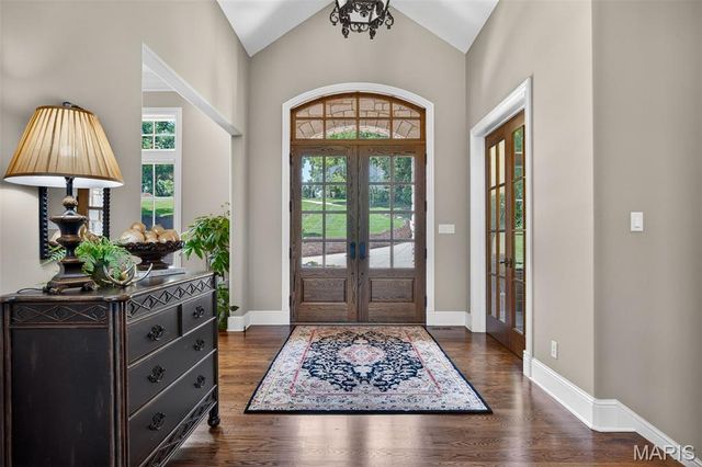 262 Dietrich Road, Ballwin, MO 63021