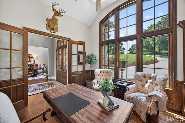 262 Dietrich Road, Ballwin, MO 63021