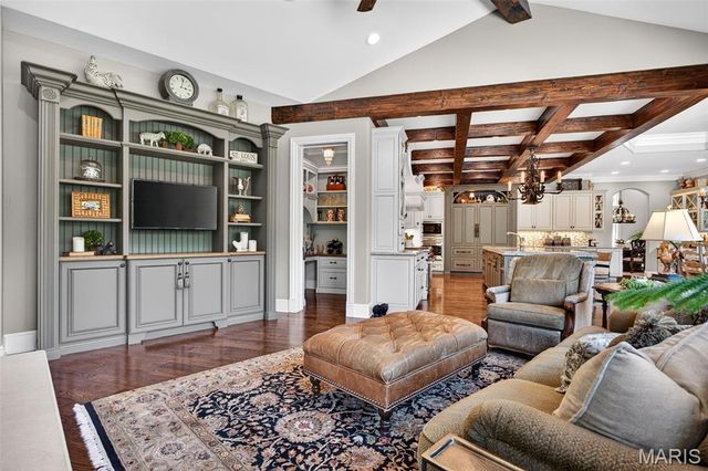 262 Dietrich Road, Ballwin, MO 63021