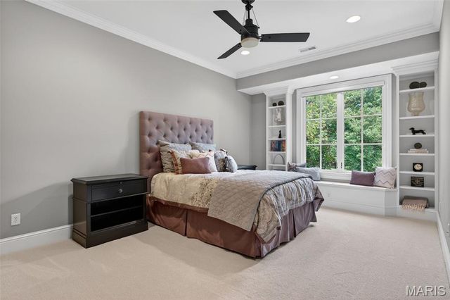 262 Dietrich Road, Ballwin, MO 63021