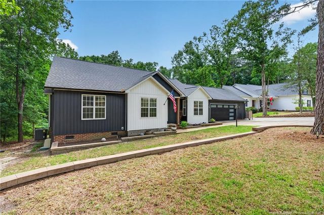 46 Silver Lake Point, Sanford, NC 27332