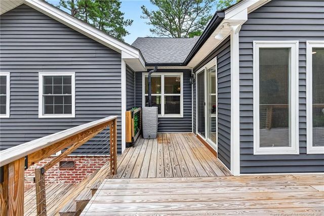 46 Silver Lake Point, Sanford, NC 27332