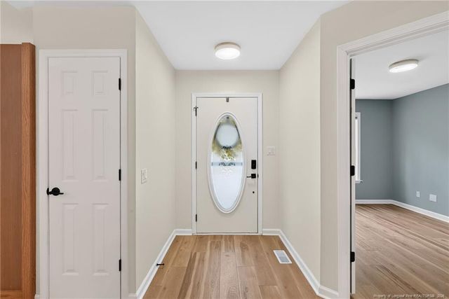 46 Silver Lake Point, Sanford, NC 27332