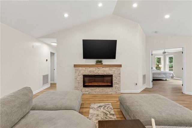 46 Silver Lake Point, Sanford, NC 27332
