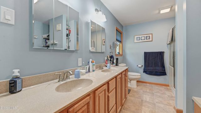 184 Hillview Road, Gloversville, NY 12078