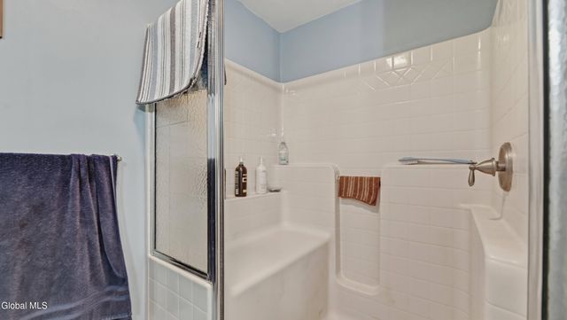 184 Hillview Road, Gloversville, NY 12078