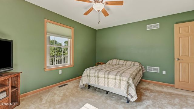 184 Hillview Road, Gloversville, NY 12078