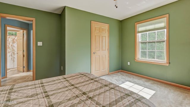184 Hillview Road, Gloversville, NY 12078