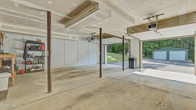 184 Hillview Road, Gloversville, NY 12078