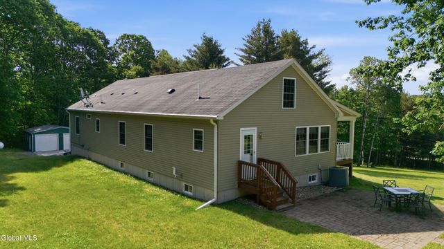 184 Hillview Road, Gloversville, NY 12078