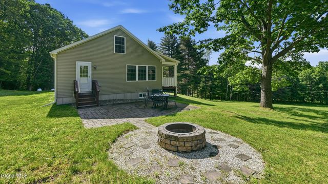 184 Hillview Road, Gloversville, NY 12078