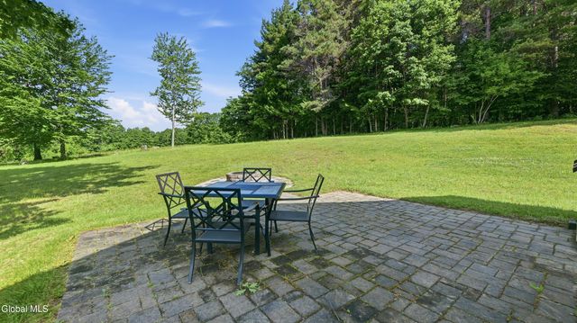 184 Hillview Road, Gloversville, NY 12078