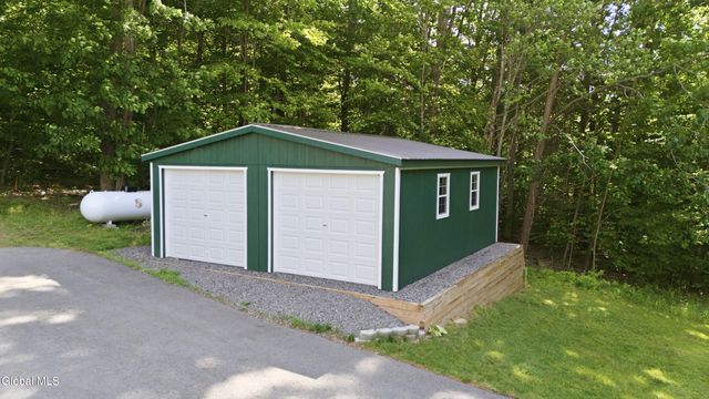 184 Hillview Road, Gloversville, NY 12078