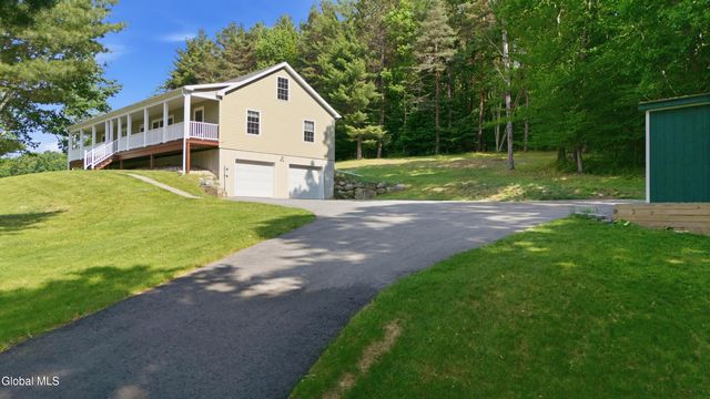 184 Hillview Road, Gloversville, NY 12078