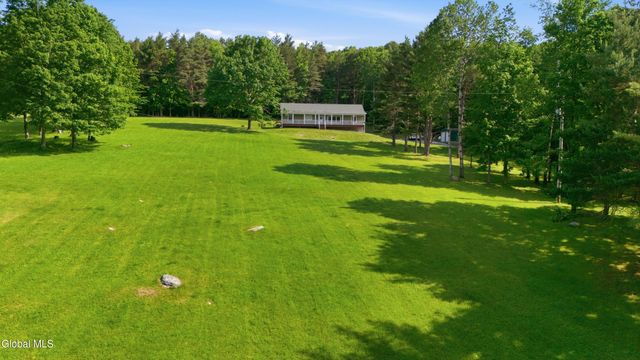 184 Hillview Road, Gloversville, NY 12078