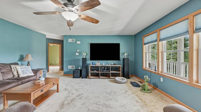 184 Hillview Road, Gloversville, NY 12078