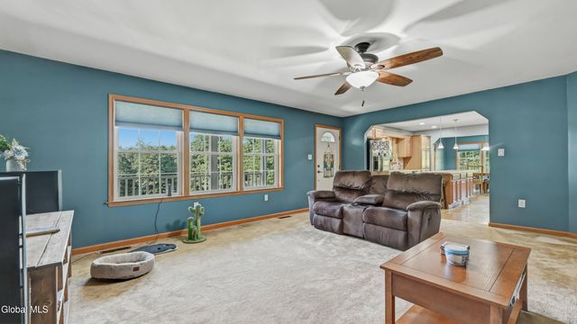 184 Hillview Road, Gloversville, NY 12078
