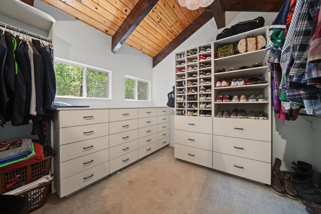 1675 Evergreen Ln, Arnold, CA 95223