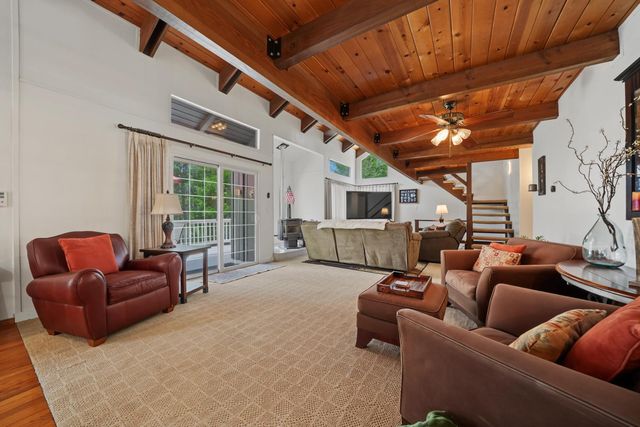 1675 Evergreen Ln, Arnold, CA 95223