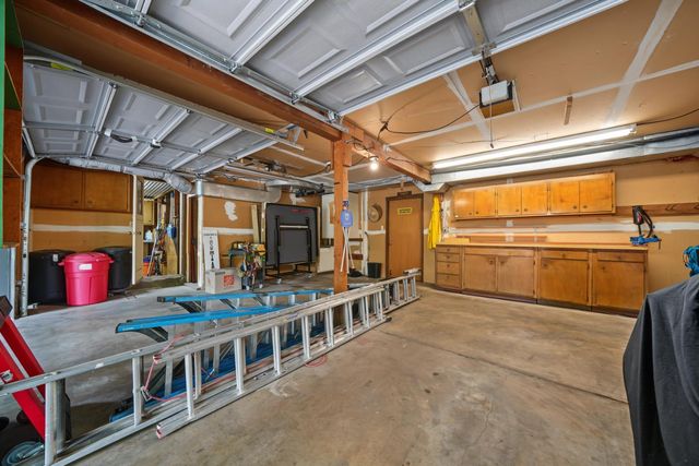 1675 Evergreen Ln, Arnold, CA 95223