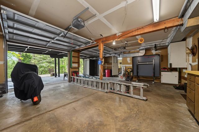 1675 Evergreen Ln, Arnold, CA 95223