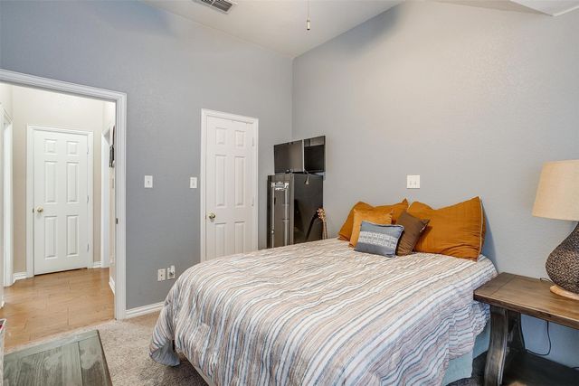 413 Jeffdale Drive, Burleson, TX 76028
