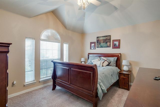 413 Jeffdale Drive, Burleson, TX 76028