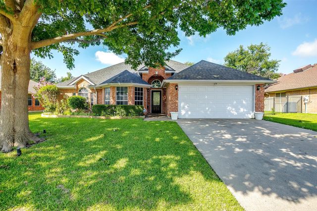 413 Jeffdale Drive, Burleson, TX 76028