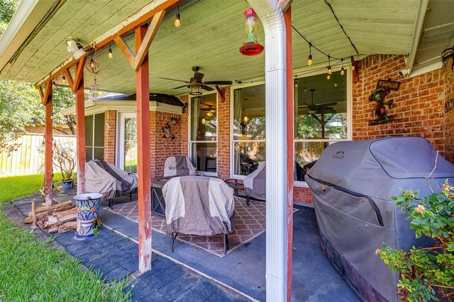413 Jeffdale Drive, Burleson, TX 76028