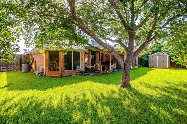 413 Jeffdale Drive, Burleson, TX 76028