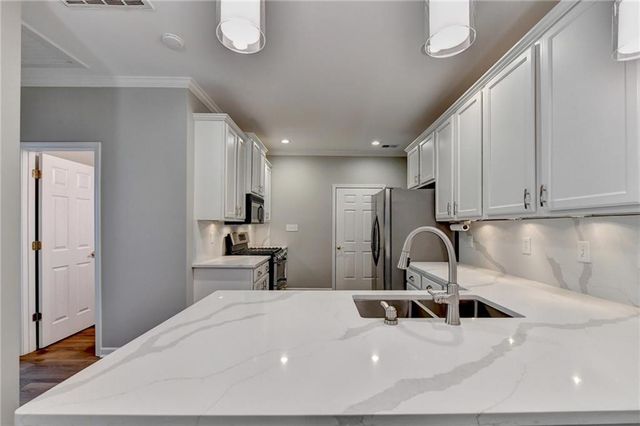 3321 Raes Creek Road BLDG 11, Marietta, GA 30008