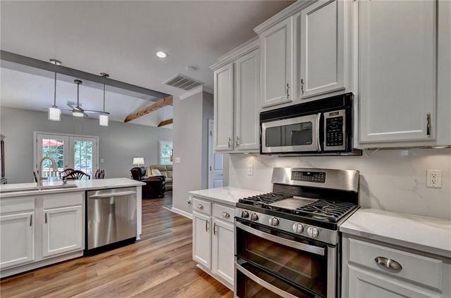 3321 Raes Creek Road BLDG 11, Marietta, GA 30008