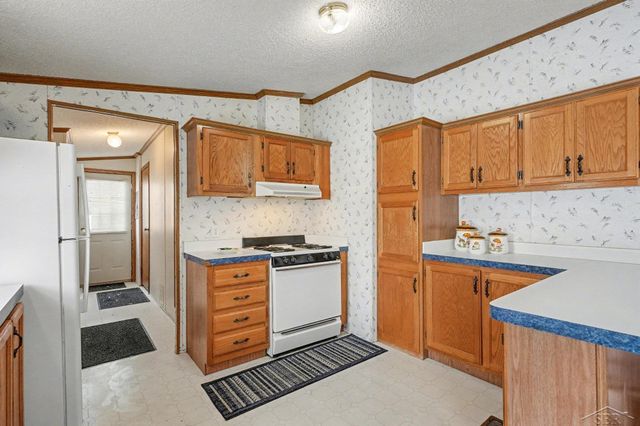 401 E Florence Street, Bay City, MI 48706