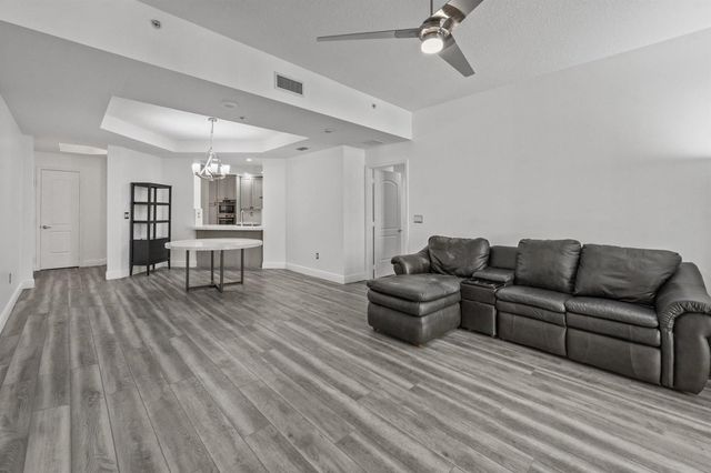 801 S Olive Avenue 615, West Palm Beach, FL 33401