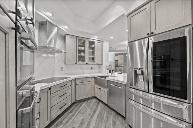 801 S Olive Avenue 615, West Palm Beach, FL 33401