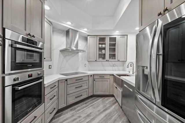 801 S Olive Avenue 615, West Palm Beach, FL 33401