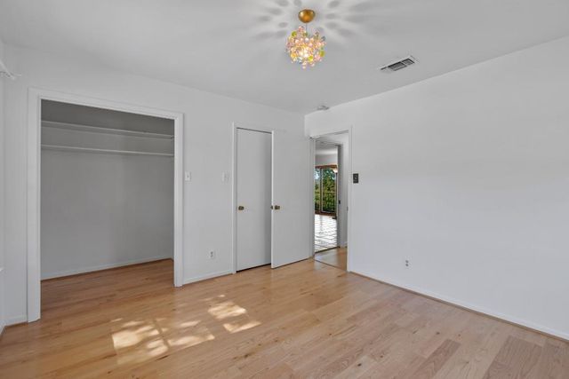 103 Comet, Lakeway, TX 78734