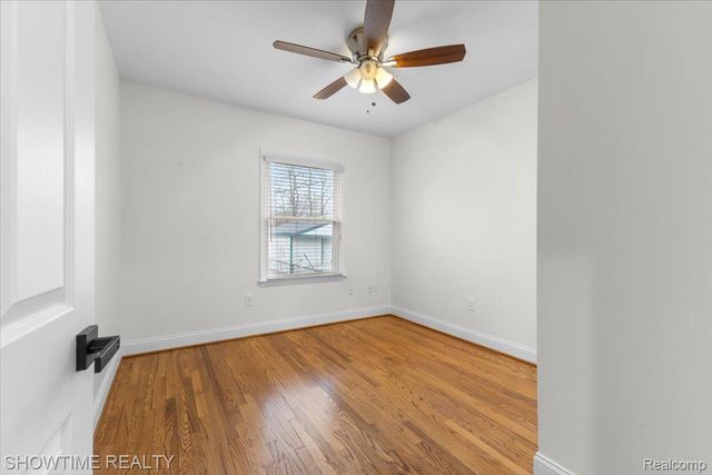 418 E Woodland Street, Ferndale, MI 48220