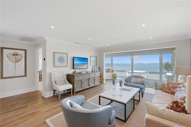 600 MANATEE AVENUE 210, Holmes Beach, FL 34217